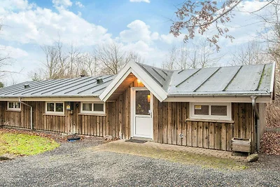 Luxus-Ruckzug in der Nahe von Kvie So -- By T...