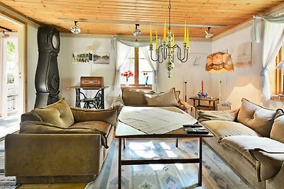 4 Personen Ferienhaus in HALLABRO-By Traum