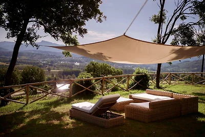 Villa in Toscane met Verwarmd Zwembad