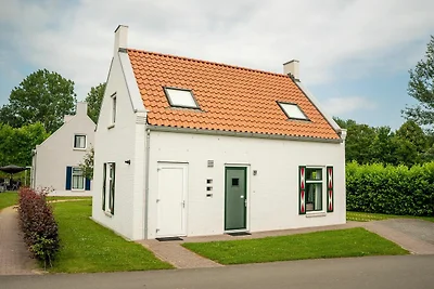 Vrijstaand vakantiehuis, op 700 m.