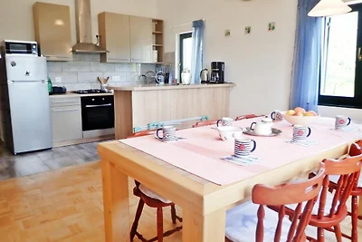 Appartement Adriana in Seline tussen berg en ...