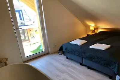 Luxus-Lodge für 4 Personen mit schönem Loft.
