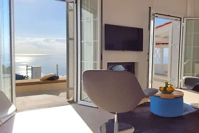 Villa in Kalo Nero mit Schwimmbecken
