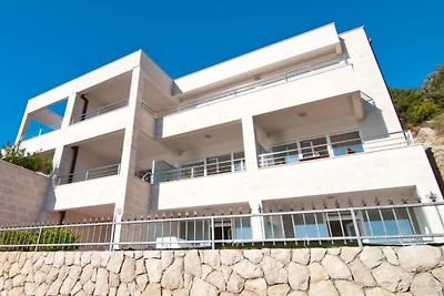 Studio Apartment With Sea View (S1)