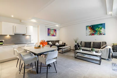 Moderno appartamento con balcone -...