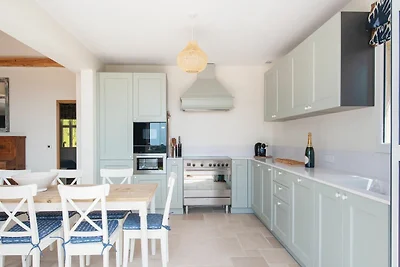 Villa bij Cannes met zwembad en uitzicht