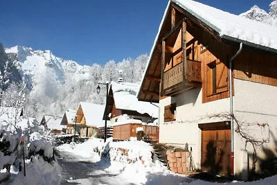 Chalet in Venosc mit Whirlpool und Sauna