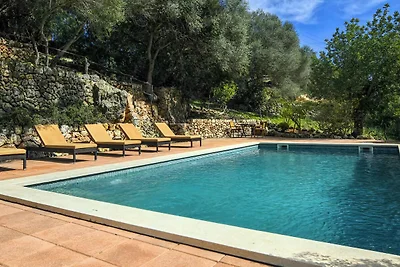 Schönes Ferienhaus mit Pool
