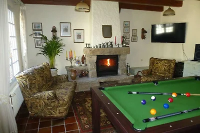 Komfortables Ferienhaus mit Jacuzzi zwischen ...