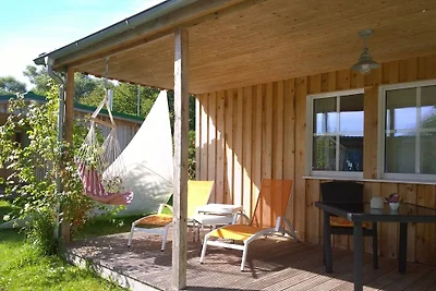Ferienhaus mit Kamin am Achterwasser in Lütow