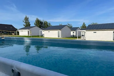 Vakantiehuis bij Oostzeestrand en Jamno-meer
