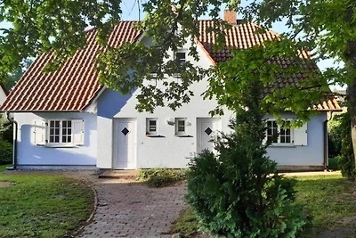 Ferienwohnungen Blaues Haus, Putbus