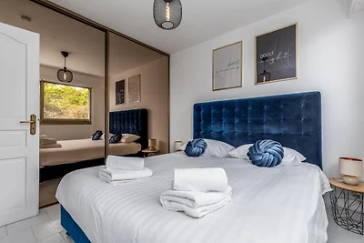 MC Riviera: modern apartment with stunning se...