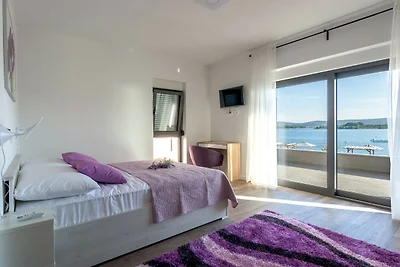 Lussuosa villa con piscina a Turanj