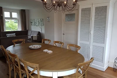 Gerהumiges Bauernhaus in IJzendijke mit...