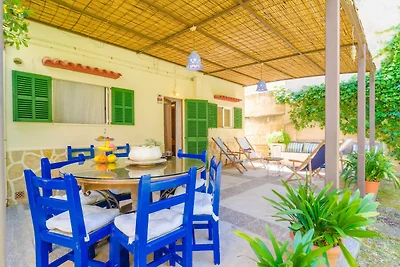 Penya - Haus In S'illot-cala Morlanda.