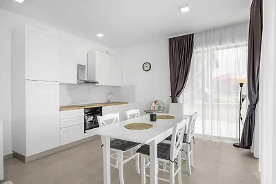Moderne Wohnung, 300 m vom Strand entfernt