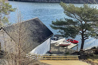 6 Personen Ferienhaus in Rubbestadneset