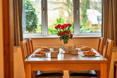 Spacious holiday home in Sennen, No deposit