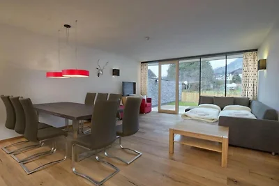 Stilvolles Neukirchen-Haus für 8 Gäste