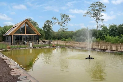 Soggiorno in lodge moderno con vista sullo...