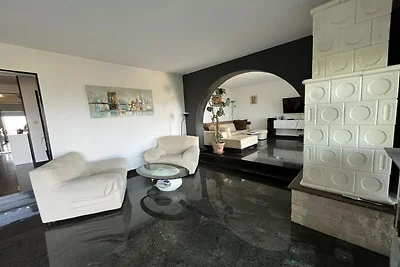 Tranquil Spacious Villa with Private Pool - F...