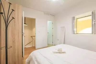 Villa Claudia - Apartment In Sevilla.