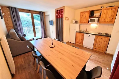 Wohnung in den Alpen in der Nähe der Skibahn