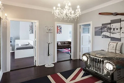 Deluxe-Design Apartment