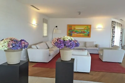 Opulenta villa a Les Adrets-de-l"Estérel
