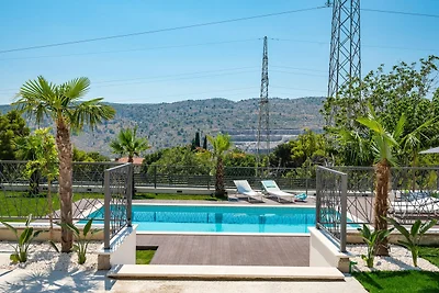 Villa Florinda mit Pool in der Nähe von Split