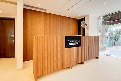 Super Townhouse T Block Sektor 24