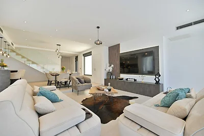Villa Oasis - Five Bedroom Villa with Private...