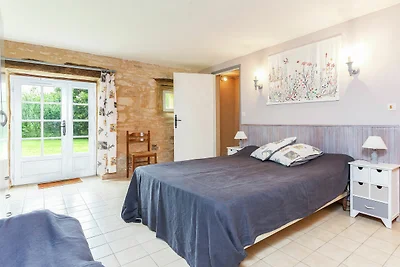 Ruhiges Ferienhaus mit privatem Pool