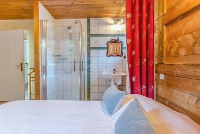 Modernes Chalet in Peisey-Nancroix mit Balkon