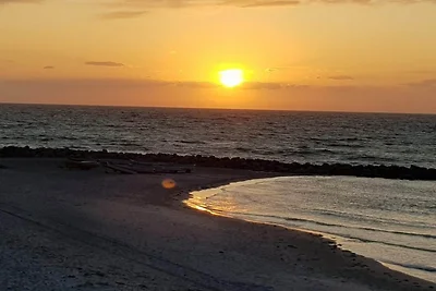 8 persone case ad Melby