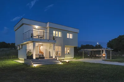 Casa confortevole con ampio giardino
