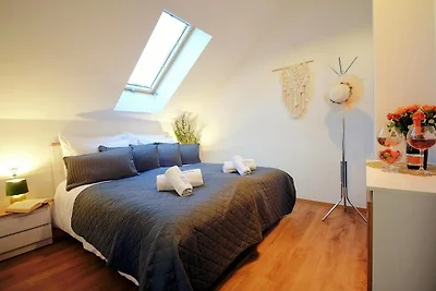 Comfortabel vakantiehuis met terras, Mielenko