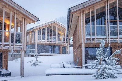 One-bedroom cabin