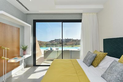 An impressive villa 6 bedroom private pool in...