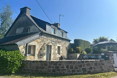 Huis met terras op het zuiden en omheinde...