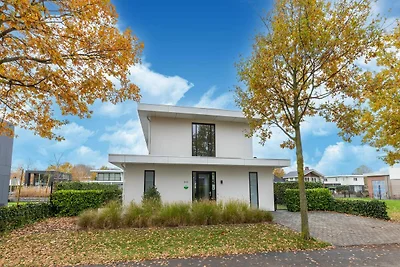 Villa moderna a Harderwijk con idromassaggio