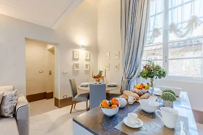 Appartement aan het plein Piazza San Michele