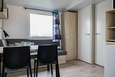 Compact 4 persoons chalet in Friesland