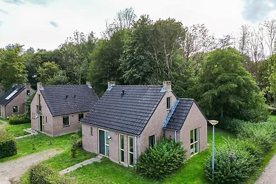 Wald-Bungalow für 4 Personen in Ewijk