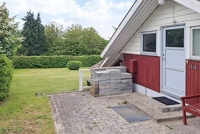 8 Personen Ferienhaus in Bogø By