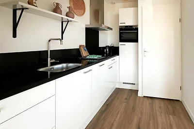 Haus am Wasser mit Terrasse für 6 Personen