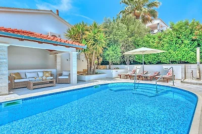 Villa mit 2 Schlafzimmer
