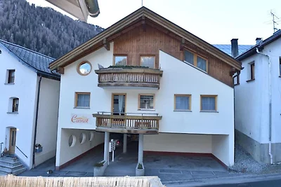 Bella casa vacanze a Samnaun con giardino