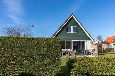 Schönes Ferienhaus mit Geschirrspüler in eine...